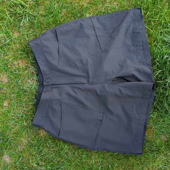 L.L. Bean Pants - M MTB Shorts